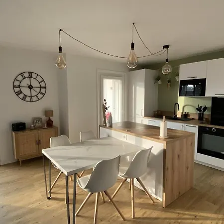 Lumineux Apartment
